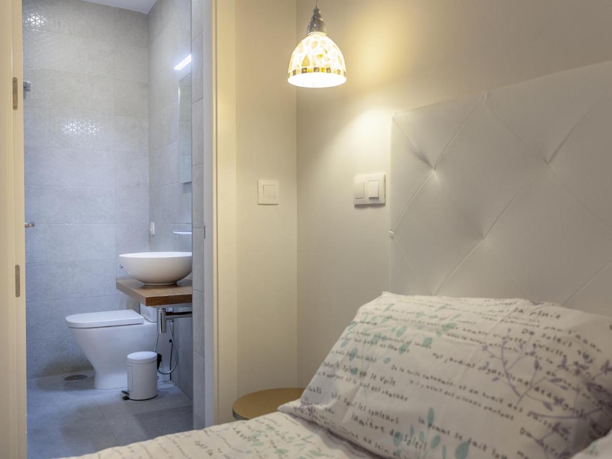 Rd Aparcamiento Incluido Triana Luminoso Comodo Apartamento 2Bd 2Bth Seville Exterior photo