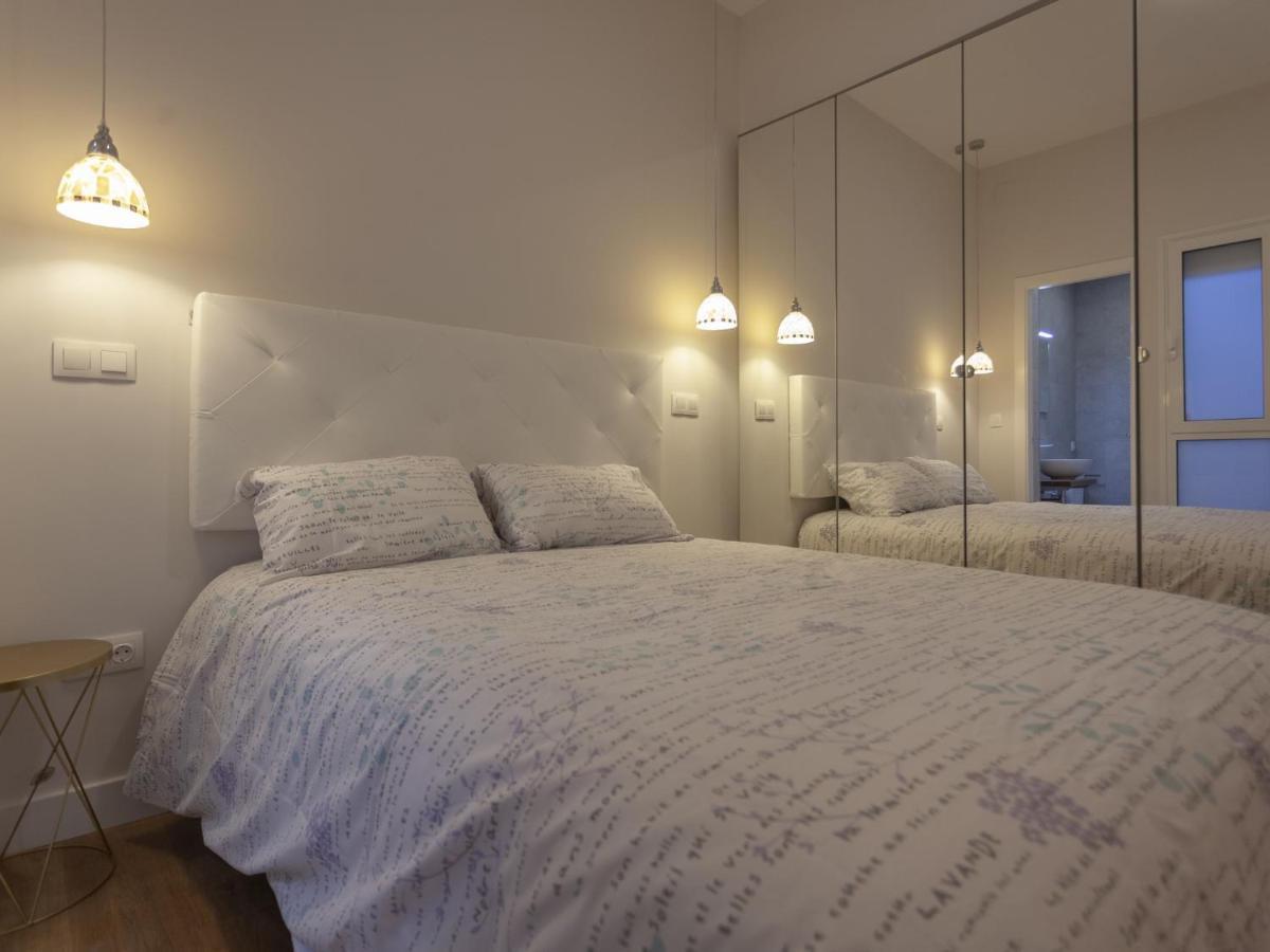 Rd Aparcamiento Incluido Triana Luminoso Comodo Apartamento 2Bd 2Bth Seville Exterior photo